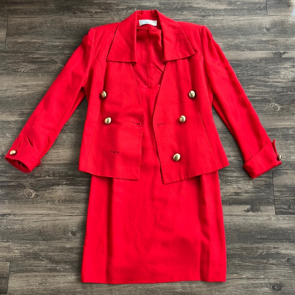 Neiman Marcus | Red Skirt Set | 8